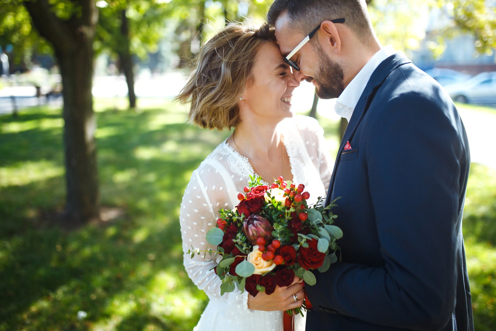 Momentos románticos en el parque